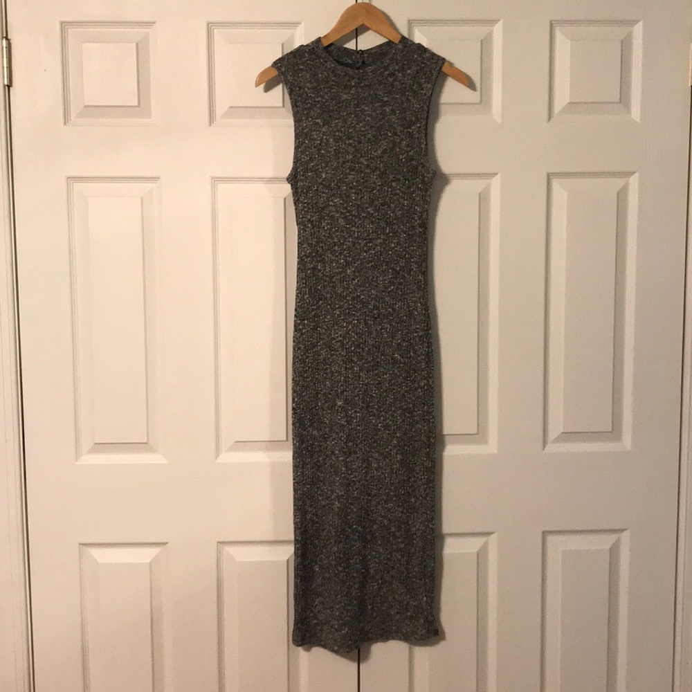 Monteau sleeveless mock neck midi dress